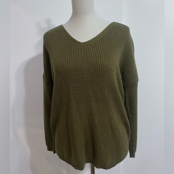 Michele Sweaters - Sweater #049